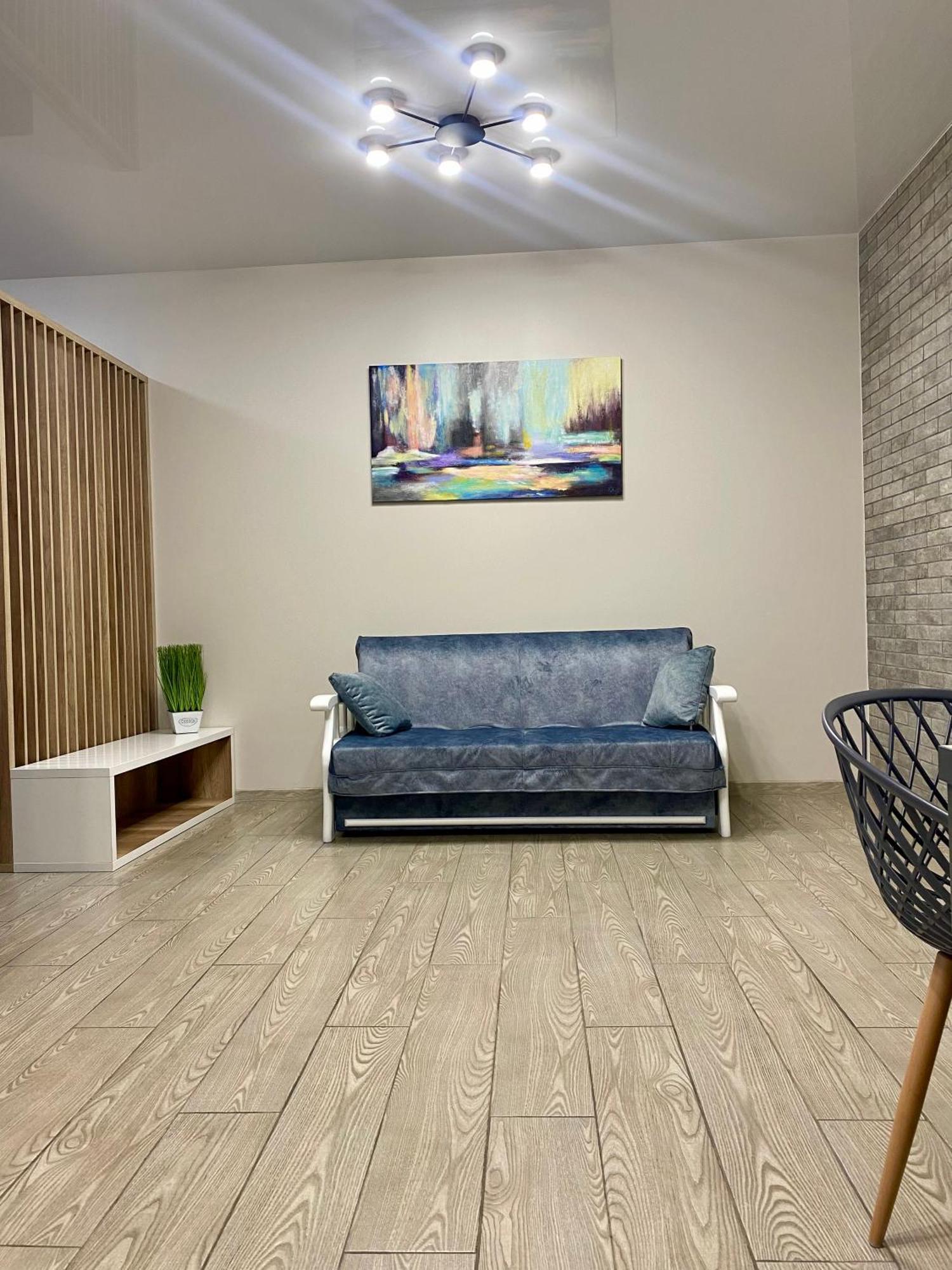 Vip Apartment У Центрі Міста, Новобуджк Театральний,Дуже Простора Rivne Eksteriør billede